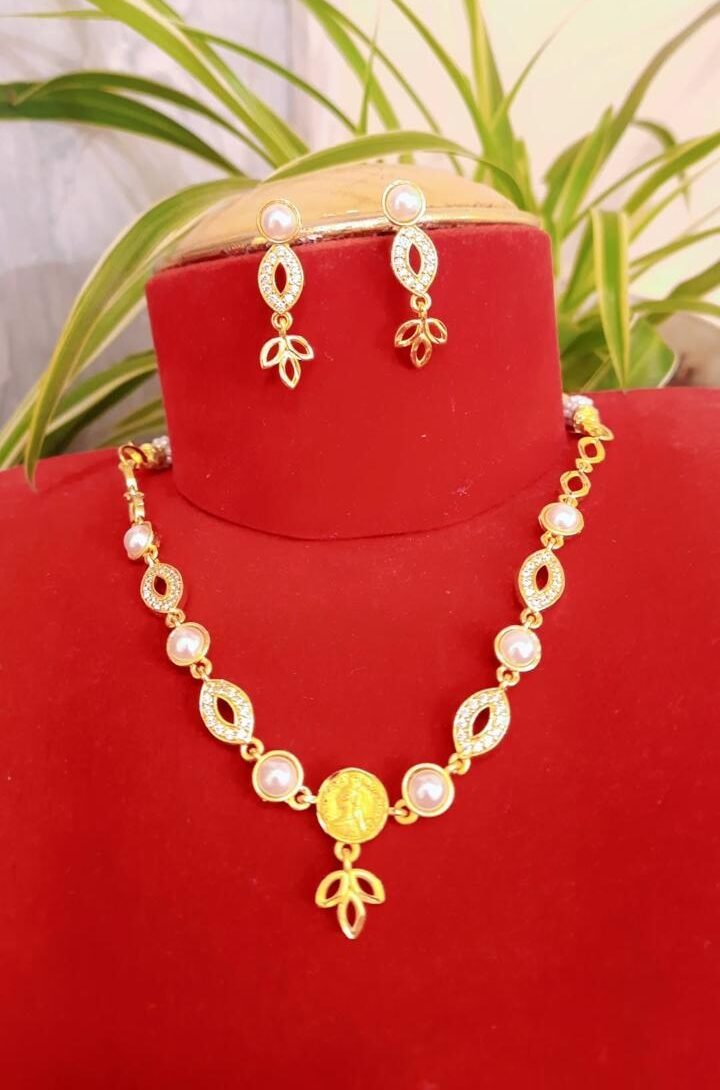 Necklace set with earring
